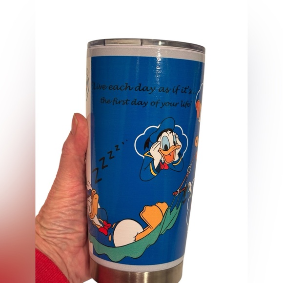 Donald duck travel tumbler “ Live each day” message new - Picture 3 of 10